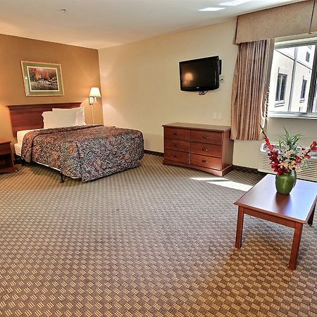 Crestwood Suites Of Newport News Eksteriør billede